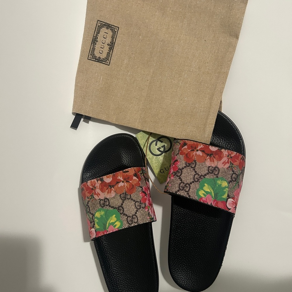 Gucci Slides Multi/Pink Women Euro Size 38 - Size 8